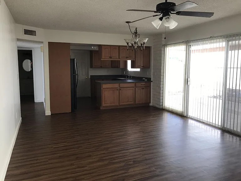3124 Winterhaven Dr — Photo 12