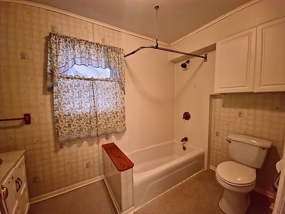 (3) Bathroom