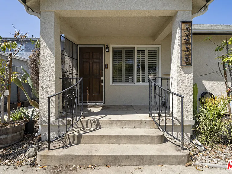 3438 Garden Ave — Photo 4