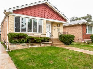 2820 W 102nd Pl, Evergreen Park, IL 60805