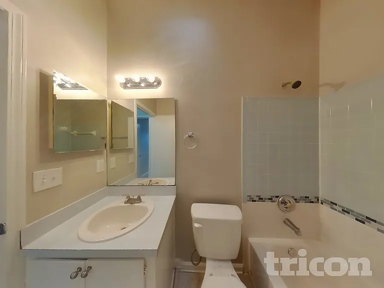 341 Silent Brook Trl — Photo 16