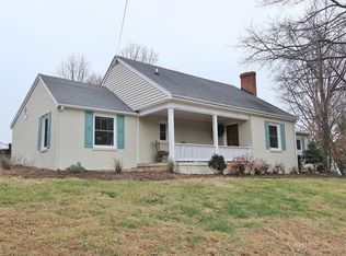 5553 Roselawn Rd, Roanoke, VA 24018