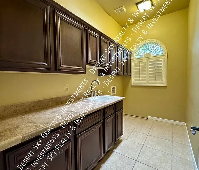 2355 Tuscan Hills Ln — Photo 34