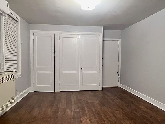 5th image of 744 S 15th St APT 3R