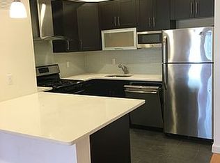 2540 38th St #3D, Astoria, NY 11103