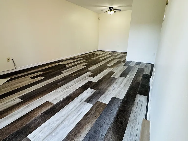 148 Conway Dr #111 — Photo 12