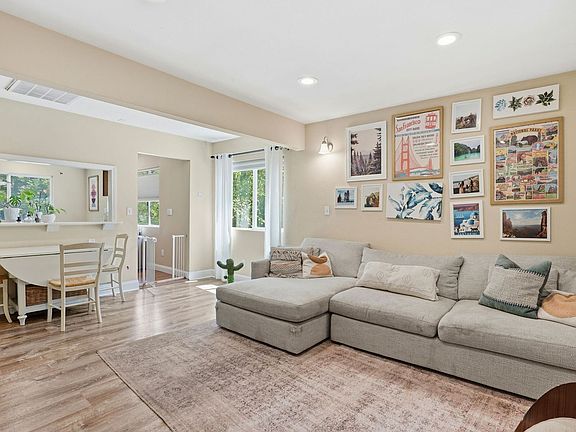 2nd image of 3849 Delmont Ave