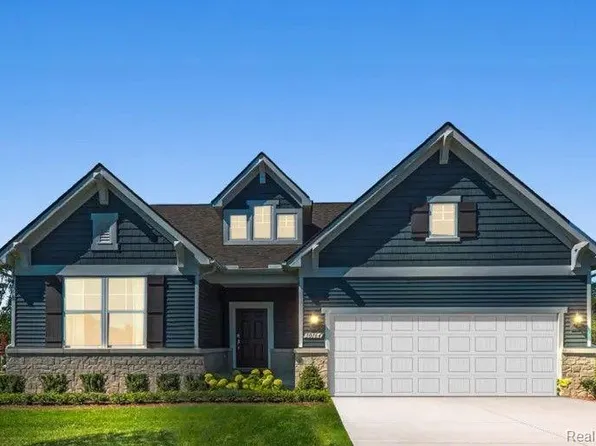 38676 Chasewood Ct, Farmington Hills, MI 48335