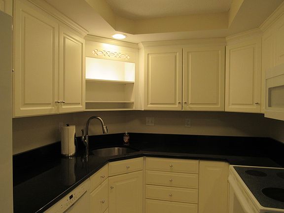 4th image of 47 Dogwood Drive #118/306