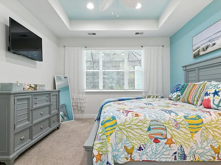 511 Landshark Blvd — Photo 25