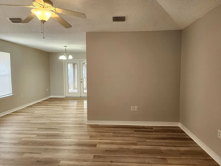 1732 Abbey Loop — Photo 11