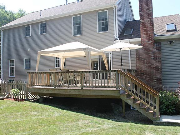 3rd image of 21 Burnell Ct