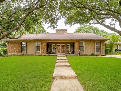 117 Cliffside Dr N, Burleson, TX, 76028