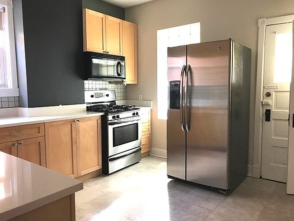 5th image of 4912 N Wolcott Ave #2