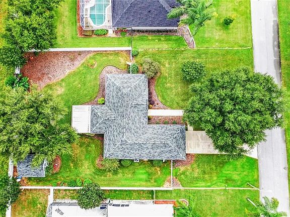 3rd image of 36801 Sundance Dr