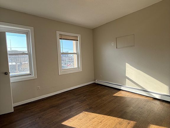 5th image of 607-609 Orange St #3