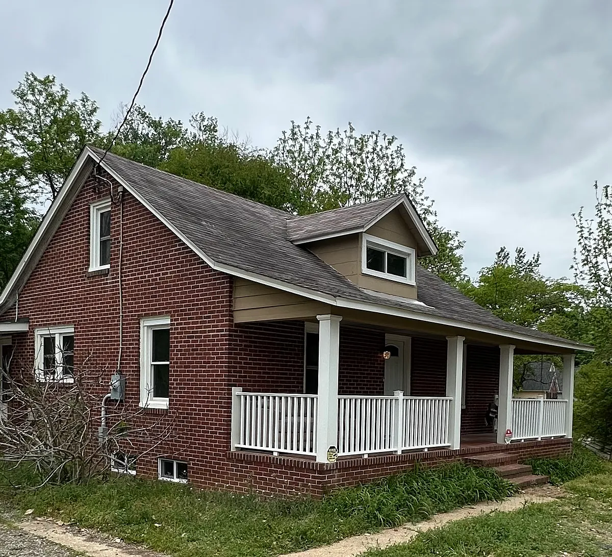 Photo 1 of 34 - 10632 Tidewater Trl - Fredericksburg, VA Primary Photo - 10632 Tidewater Trl