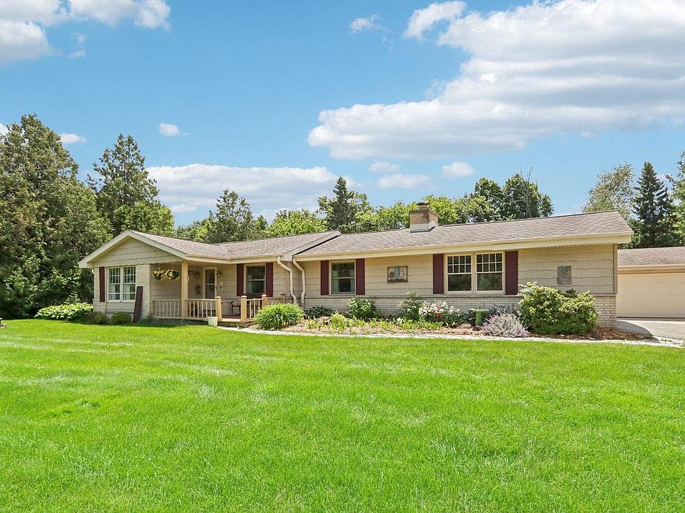 10665 Robinwood COURT, Cedarburg, WI 53012 MLS 1882978 Zillow