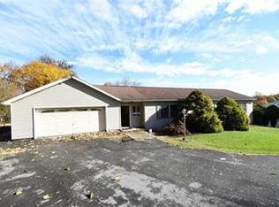 45 Moyers Ln, Easton, PA 18042