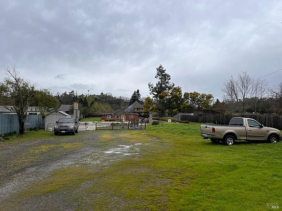 5th image of 4056 E 3rd Avenue