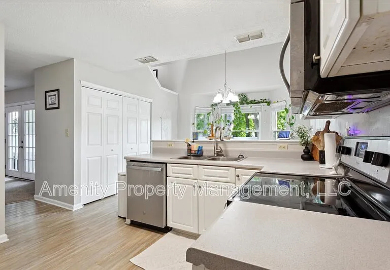 4 W Spur Ct — Photo 9