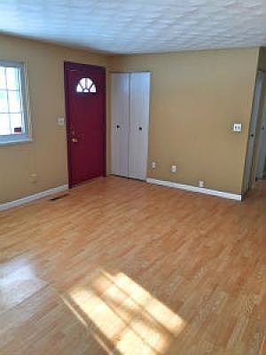 5th image of 5005 Sabra Ave