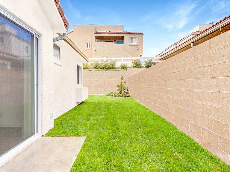 Sand Canyon Villas & Townhomes — Photo 83