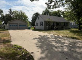 413 S Donnelly Ave, Litchfield, MN 55355