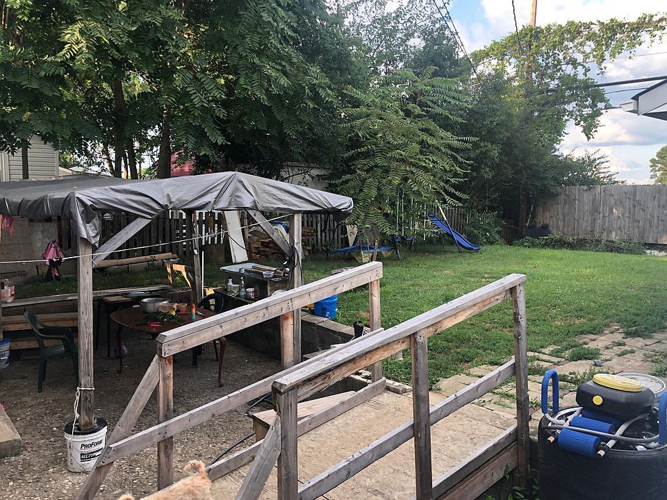 2nd image of 622 Fairmoor Pl