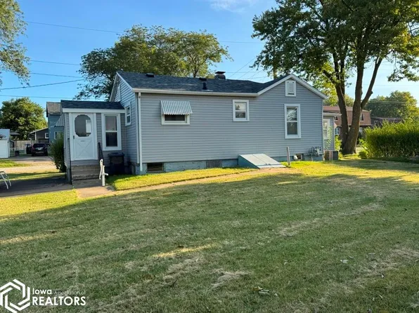 1801 Page St, Burlington, IA 52601