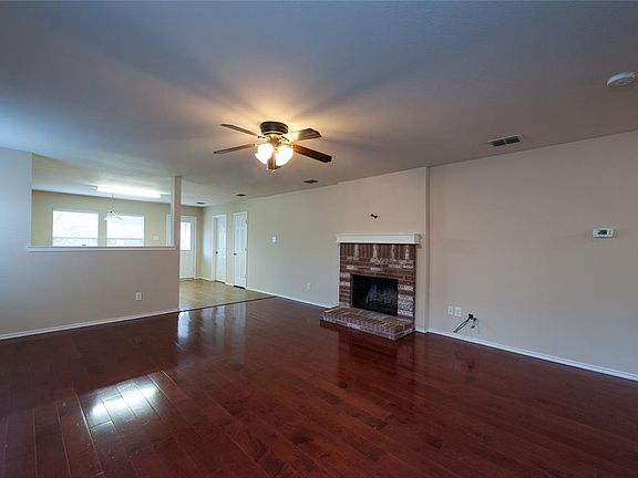 2nd image of 5610 Spanish Ln