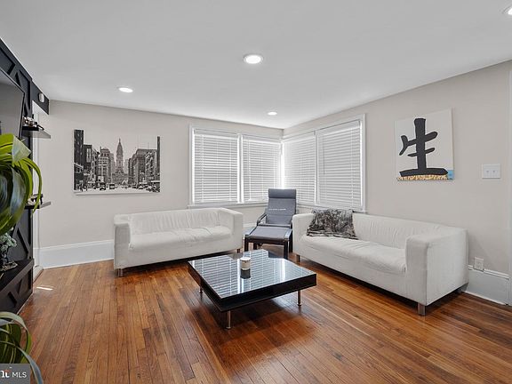 4th image of 2203 Liberator St