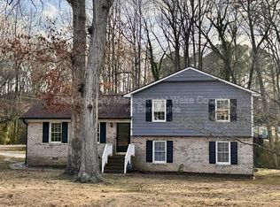 7001 Norton Ln, Raleigh, NC 27616