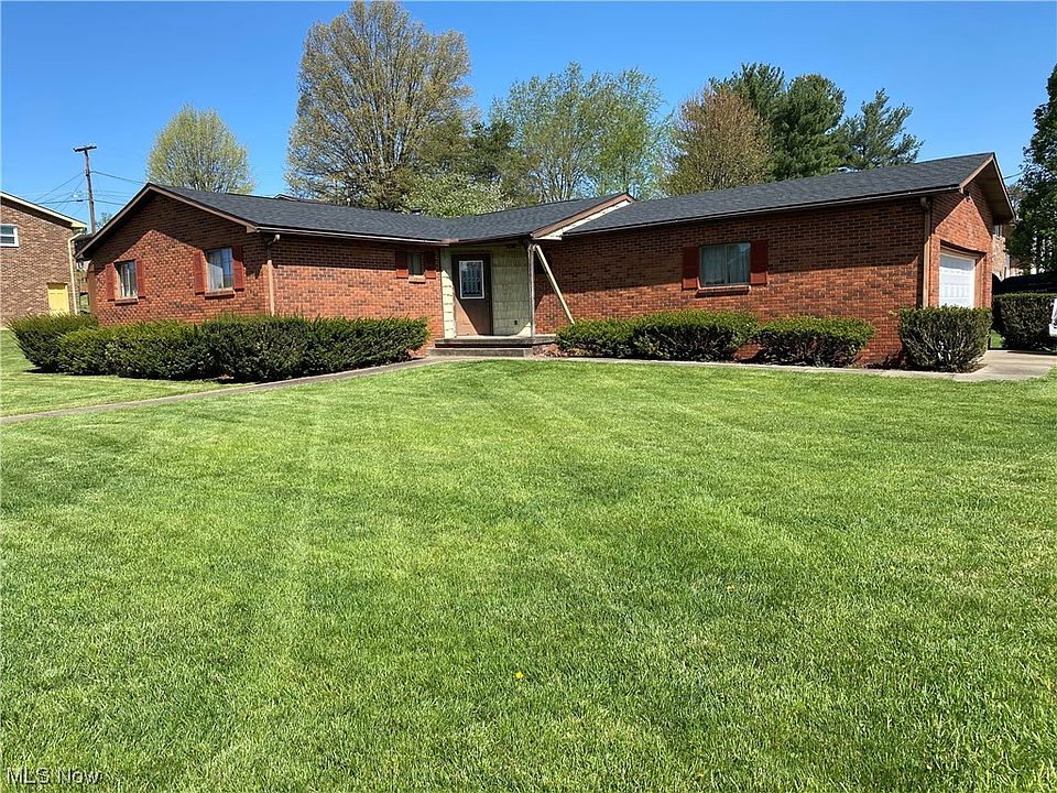1st image of 2210 Mount Vernon Cir