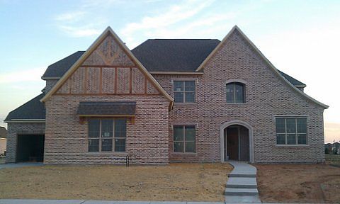1st image of 618 Embercrest Dr