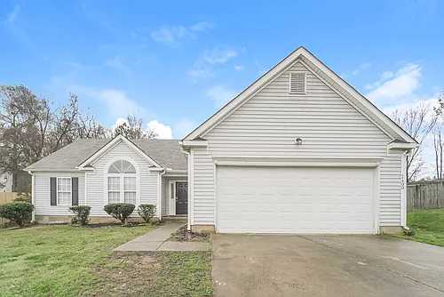 2400 Celosia Dr Photo 1