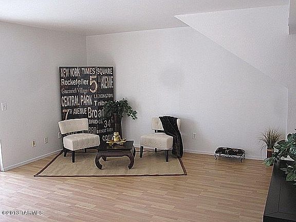 4th image of 625 W Calle De Las Lomitas