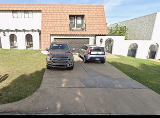 6112 S Lakewood Ave, Tulsa, OK 74136