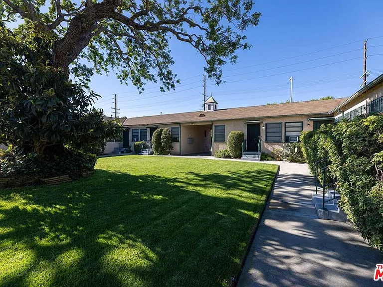 1940 S Robertson Blvd #1 — Photo 29