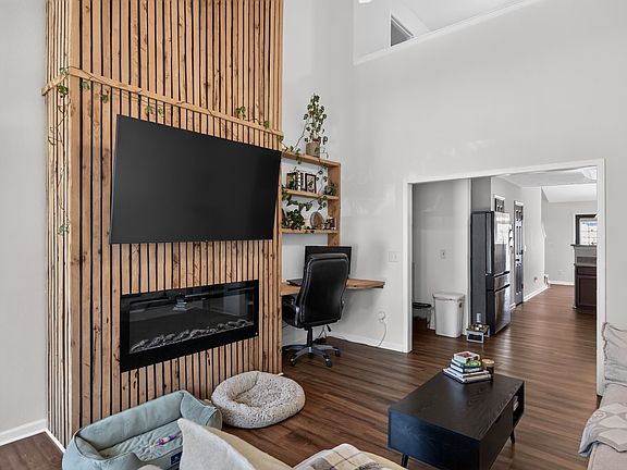 4th image of 108 Antler Ridge Cir
