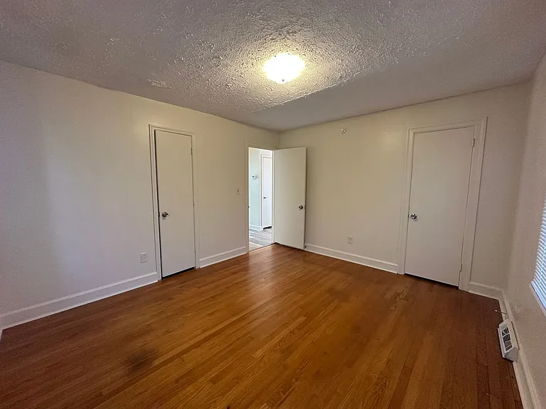 3564 Wards Rd — Photo 20