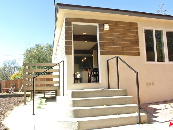 3rd image of 3957 Drysdale Ave
