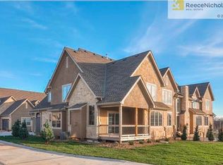 14753 Norwood St, Leawood, KS 66224