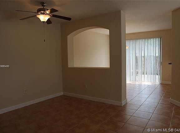 5th image of 2462 SE 14th Ct