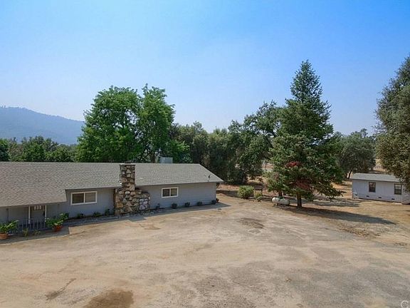 2 Homes on 1.1 Acres