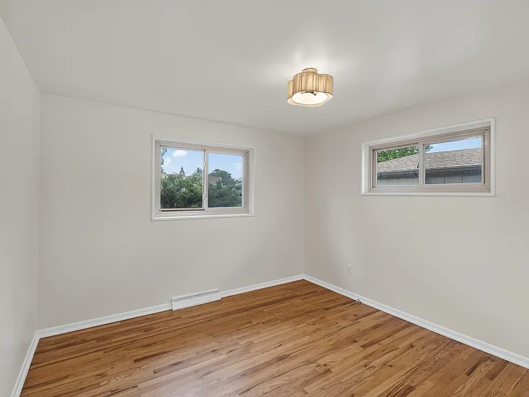 1206 W 6th Ave — Photo 13