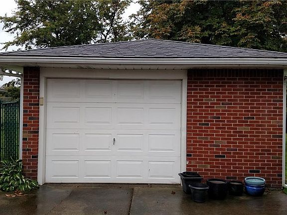 3rd image of 23 Saint Marys Dr