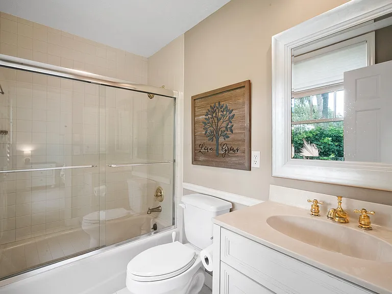 4381 SW Parkgate Blvd — Photo 36