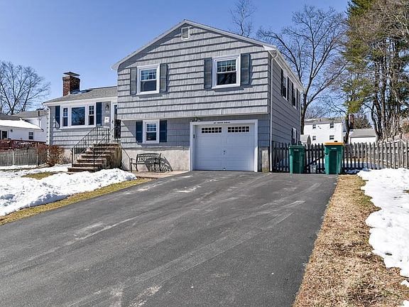 2nd image of 27 Wood Dr