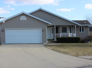240 Cherokee Ct, Bourbonnais, IL 60914
